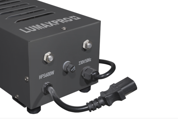 Półelektroniczny zasilacz Lumaxpro – HPS i MH 230v/50hz