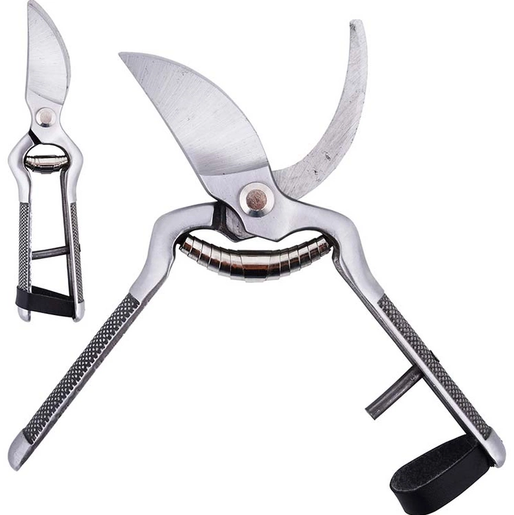 7345_1_esschert-design-sekator-ogrodowy-stal-weglowa-19cm.webp