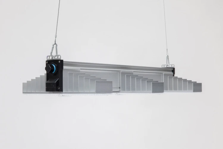 SANlight EVO 3-100 oprawa LED 545 umol/s na korpusie 818 mm