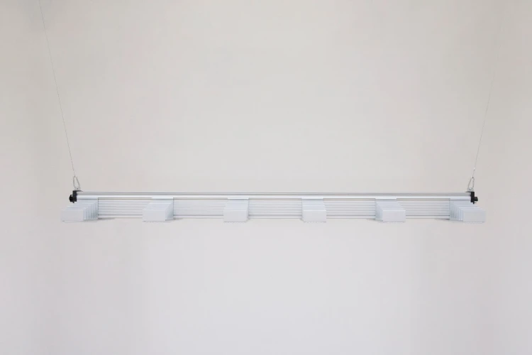 SANlight EVO 6-150 1.5 radiator chłodzenia pasywnego widok z boku
