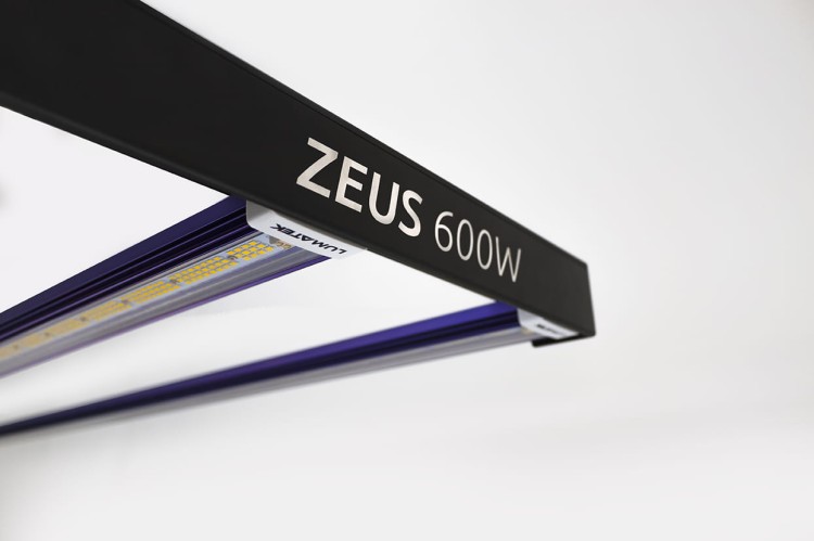 Lumatek Zeus 600W Pro 2.9 lampa LED widok całej oprawy