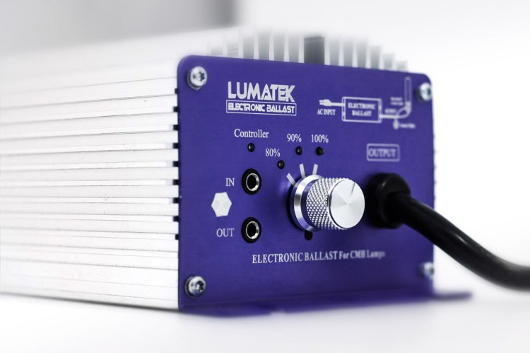 Zasilacz Lumatek CMH 630W Controllable widok obudowy i przewodów