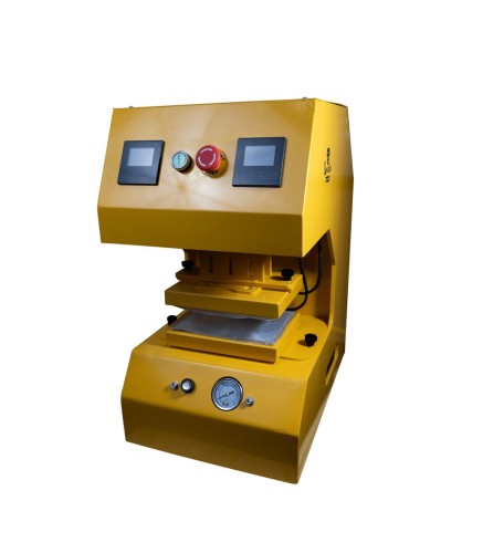 qnubu lion press automatic 7,65x25.jpeg